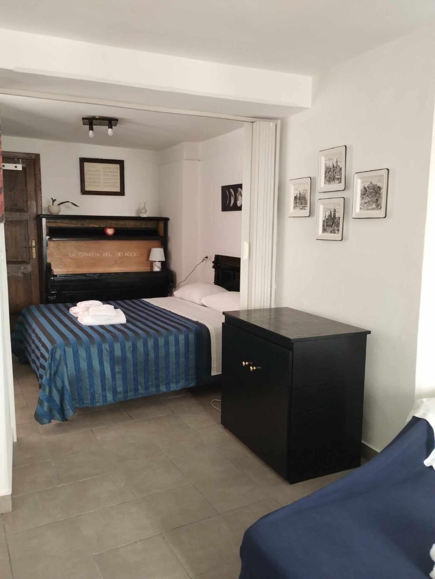 La Camera Nel Villaggio Messina Bagian luar foto